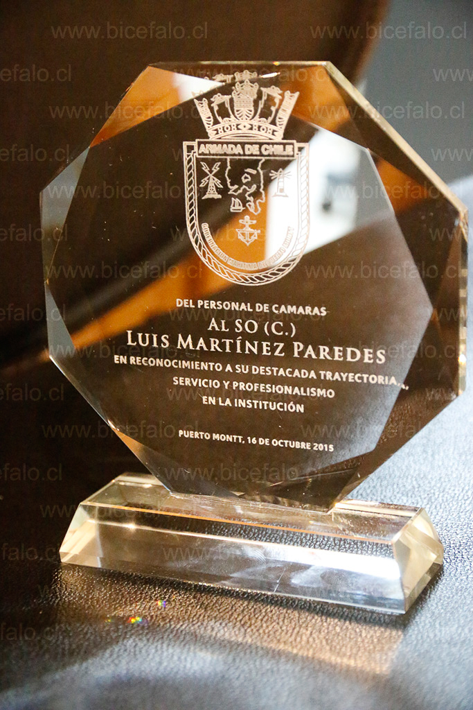 Trofeo Cristal Octogonal Armada